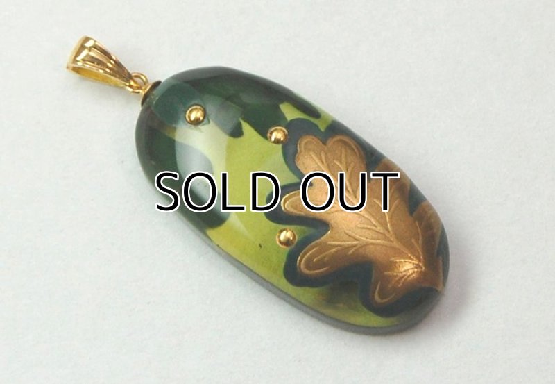 Photo2: Pendant "Kashiwaba" Maki-e Jewelry Amber Japanese (2)