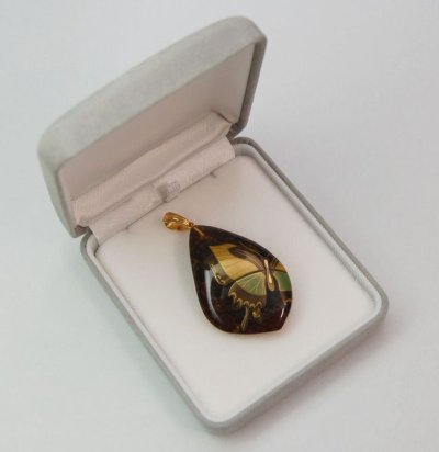 Photo3: Pendant "Butterfly" Maki-e Jewelry Amber Japanese