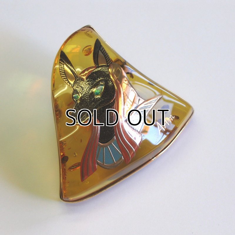 Photo4: Brooch "Anubis" Maki-e(Makie) Japanese Jewelry Amber #H5 (4)