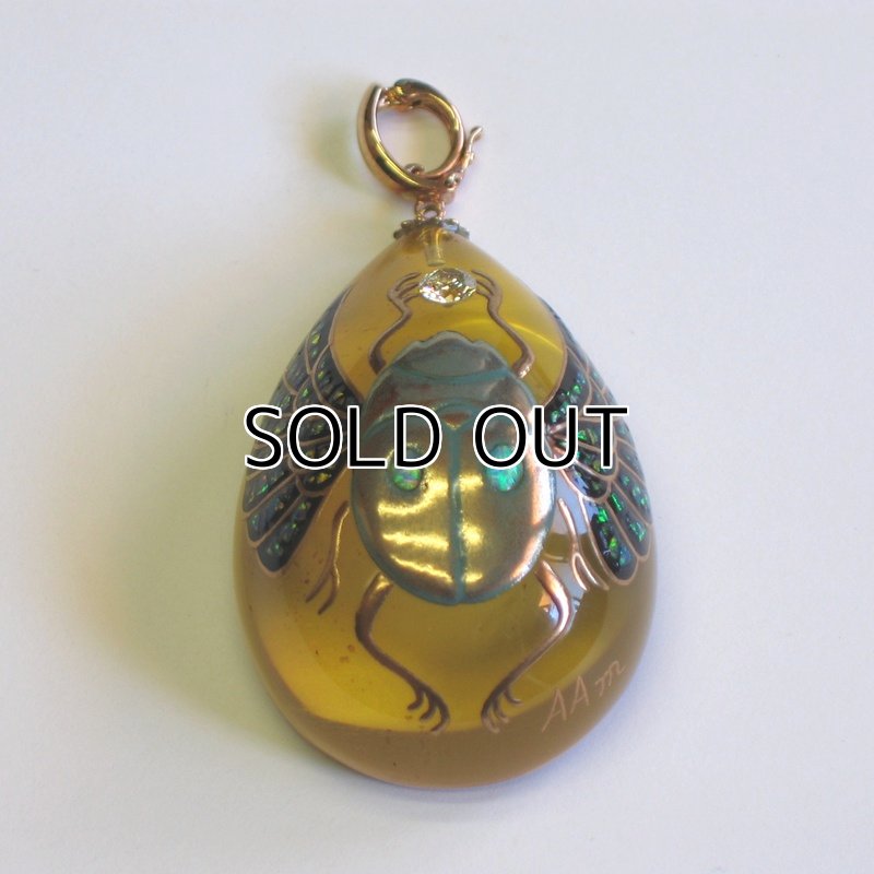 Photo1: Pendant "Scarab" Maki-e(Makie) Japanese Jewelry Amber #H6 (1)