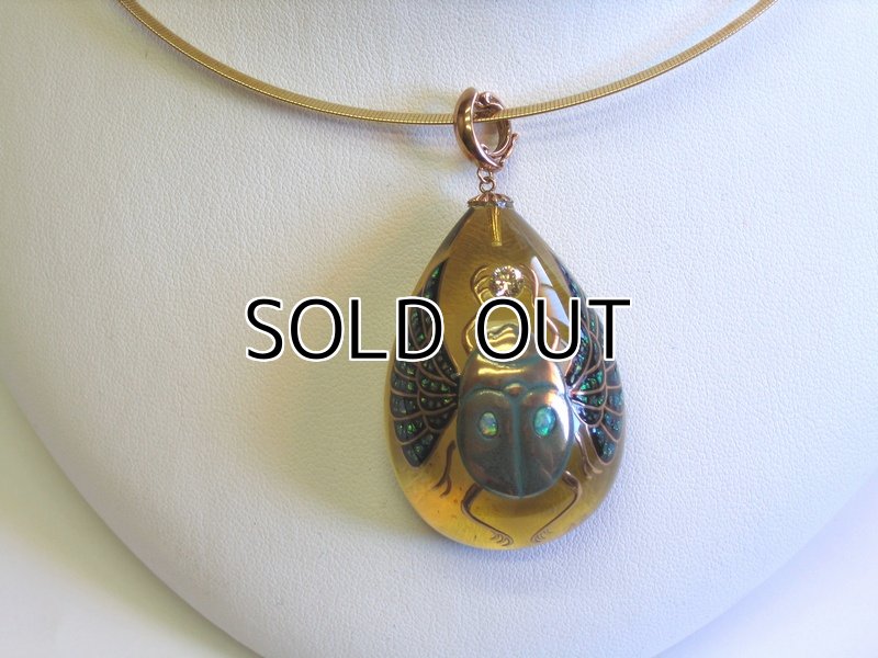 Photo4: Pendant "Scarab" Maki-e(Makie) Japanese Jewelry Amber #H6 (4)