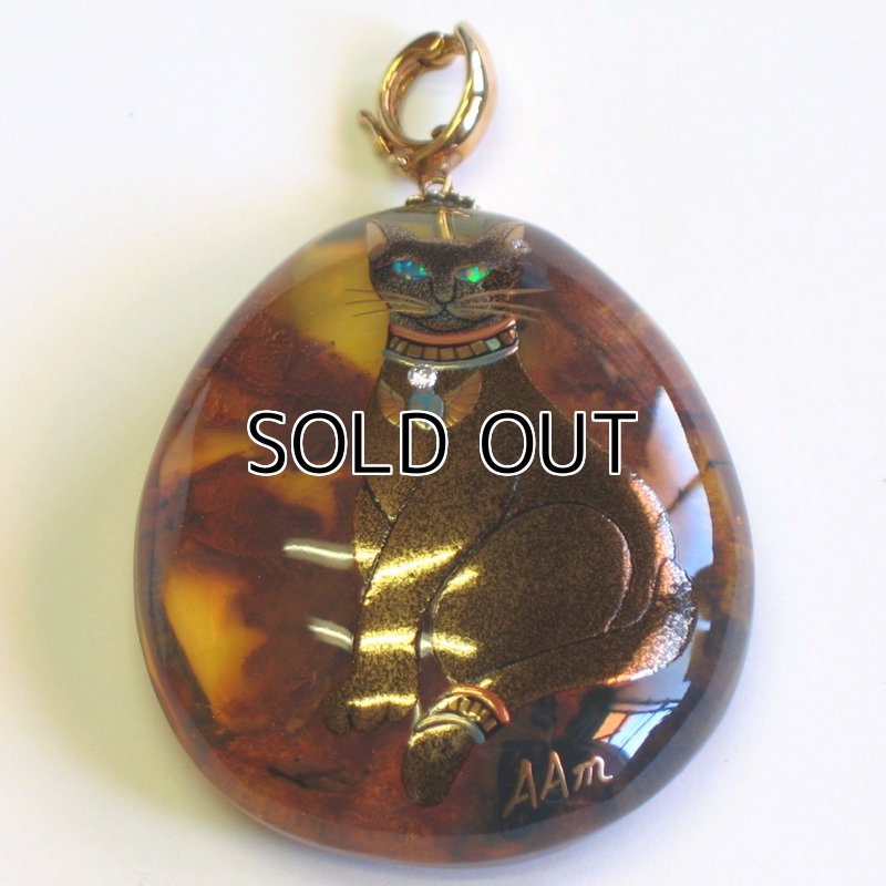 Photo2: Pendant "Bastet" Maki-e(Makie) Japanese Jewelry Amber #H7 (2)