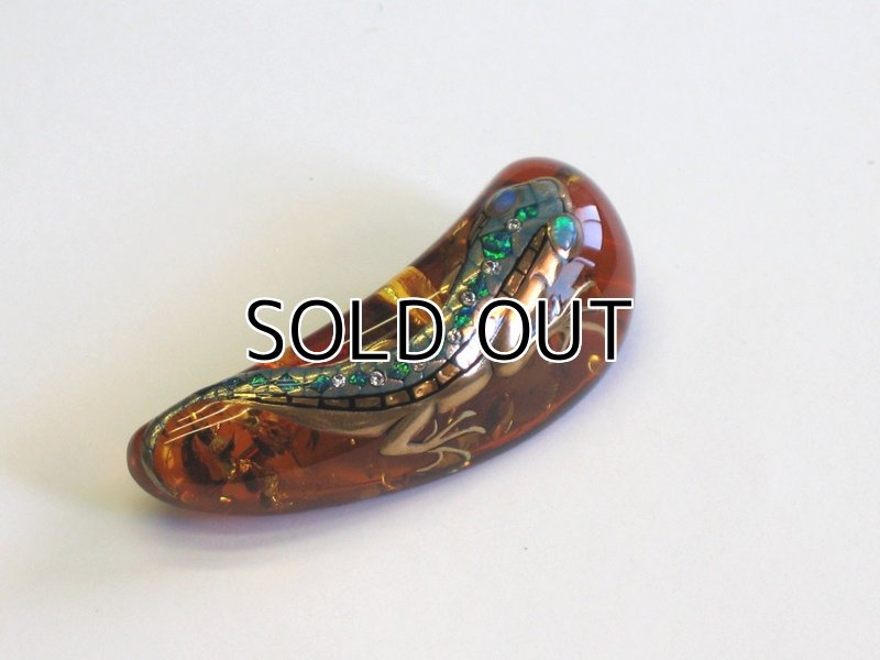 Photo2: Brooch "Lizard" Maki-e(Makie) Japanese Jewelry Amber #H9 (2)
