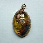 Photo1: Pendant "Hanakui-Dori" Maki-e(Makie) Japanese Jewelry Amber #H10 (1)