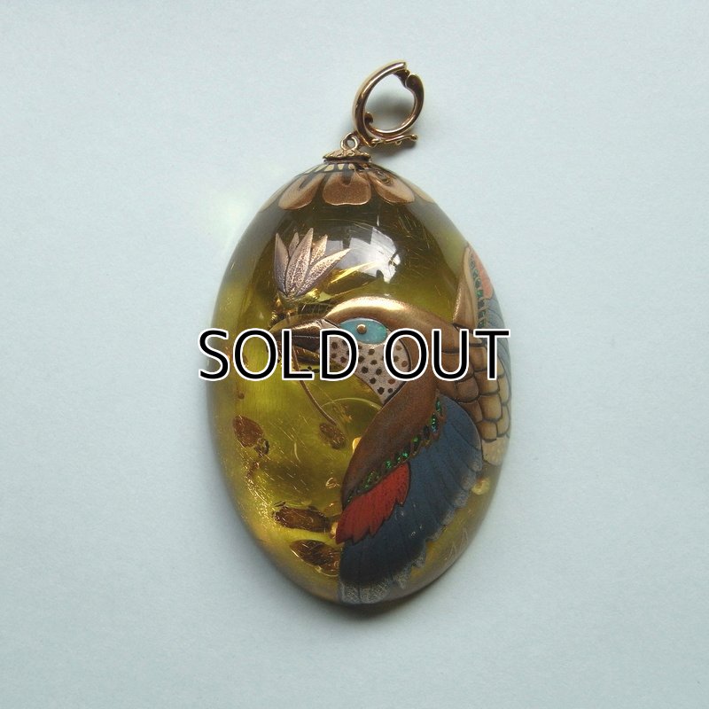 Photo1: Pendant "Hanakui-Dori" Maki-e(Makie) Japanese Jewelry Amber #H10 (1)