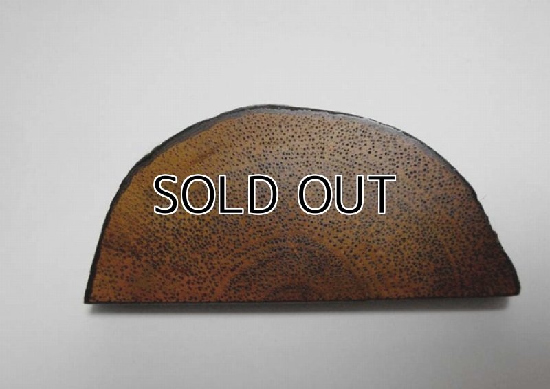 Photo4: Pendant Brooch "Yoshino-yama (Mount Yoshino)" Maki-e Jewelry Japanese (4)