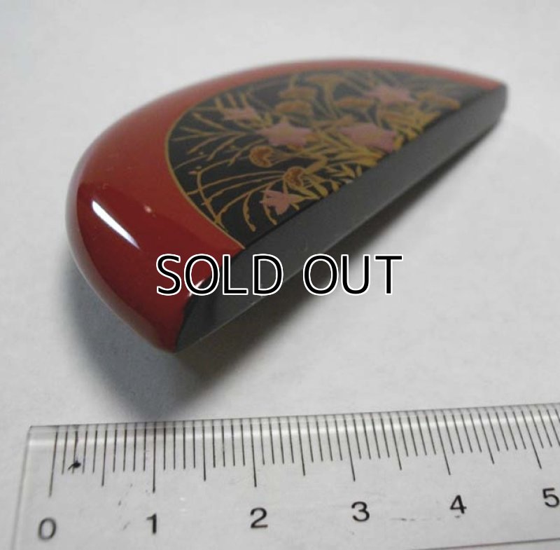 Photo3: Pendant Brooch "Autumn Flowers" Maki-e Jewelry Japanese (3)