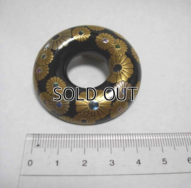 Photo2: Pendant "Chrysanthemum Black" Maki-e Jewelry Japanese (2)