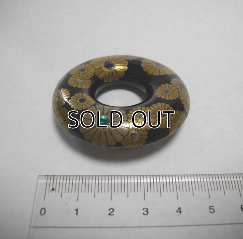 Photo3: Pendant "Chrysanthemum Black" Maki-e Jewelry Japanese (3)