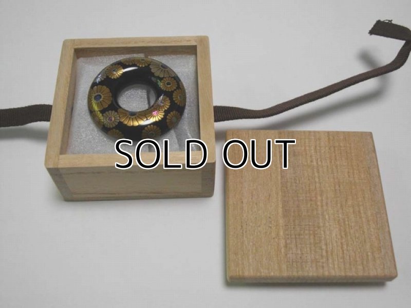 Photo5: Pendant "Chrysanthemum Black" Maki-e Jewelry Japanese (5)