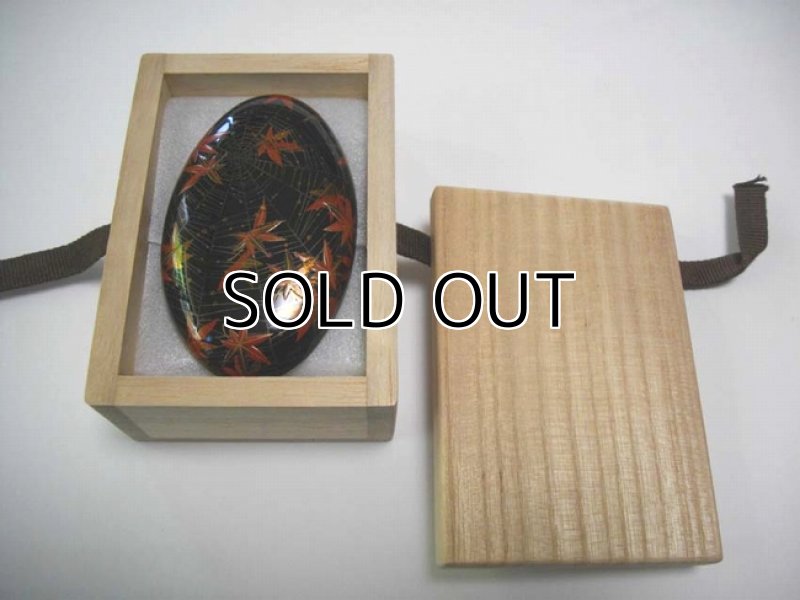 Photo5: Pendant Brooch "Spider Web and Maple" Maki-e Jewelry Japanese (5)