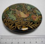 Photo2: Makeup mirror "Bird - William Morris" Maki-e Jewelry Japanese (2)