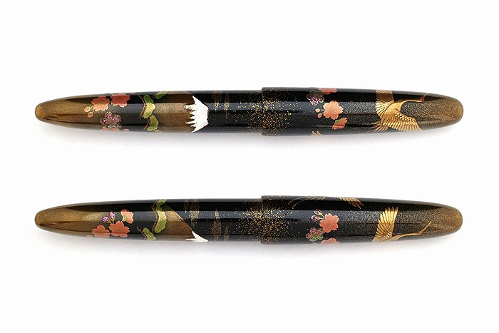 AGJ Maki-e Fountain Pen Double Cranes with Mt. Fuji01