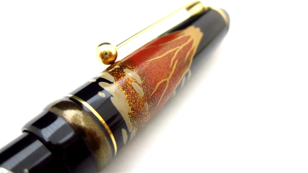 AGJ Original Maki-e Fountain Pen #04 