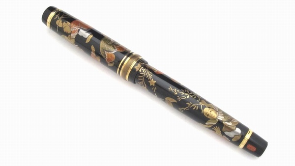 AGJ Makie Fountain Pen Karako05