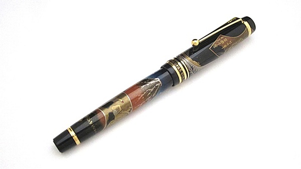 AGJ Maki-e Fountain Pen Hokusai Fuji04