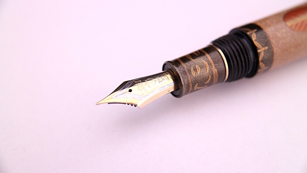 AGJ Maki-e Fountain Pen Tutankhamun04