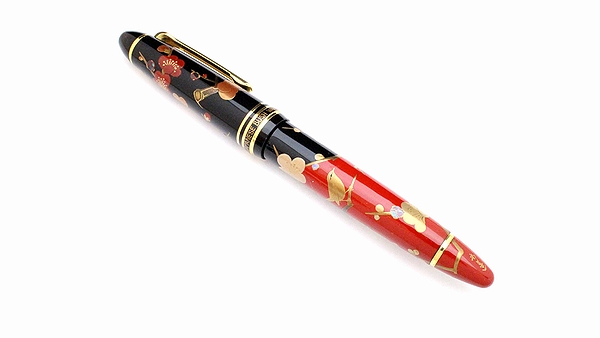 AGJ Maki-e Fountain Pen Apricot tree and Warbler04