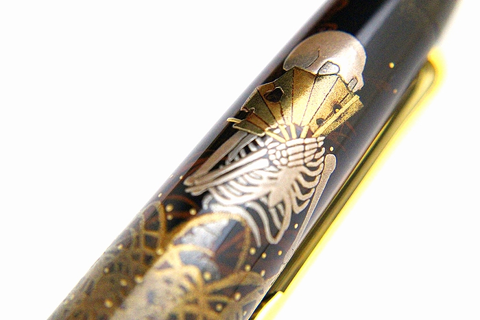 AGJ Maki-e Fountain Pen Skeleton BIWA Minstrel06