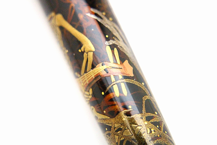 AGJ Maki-e Fountain Pen Skeleton BIWA Minstrel11